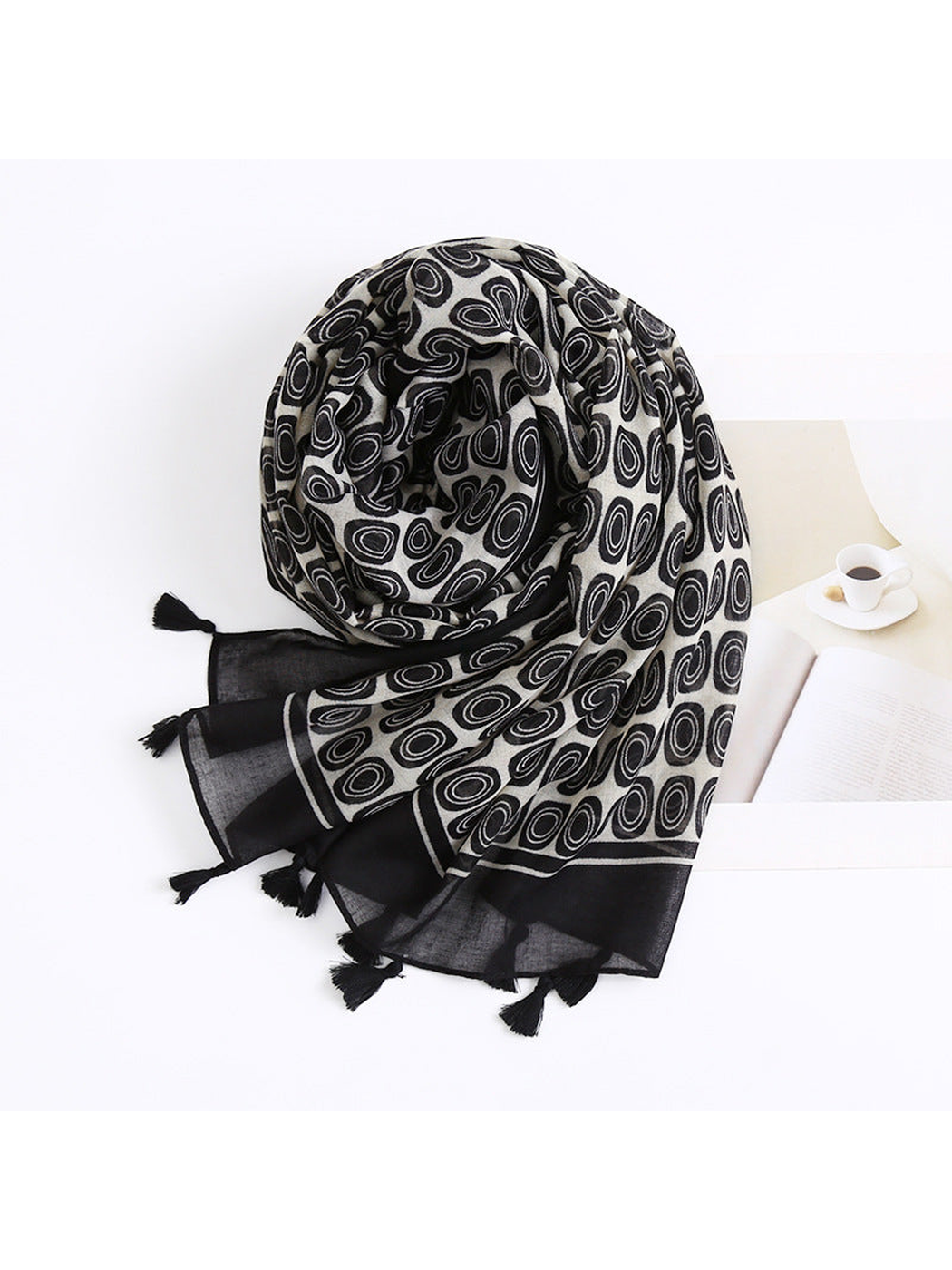 Scarvii - Geometric Oval Print Pattern Tassel Scarf